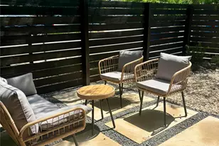 1013 Lambie St, Austin, TX 78702 - Photo 8