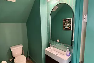 1013 Lambie St, Austin, TX 78702 - Photo 6