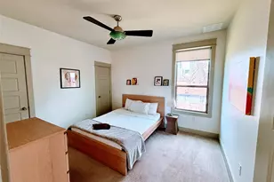 1013 Lambie St, Austin, TX 78702 - Photo 14