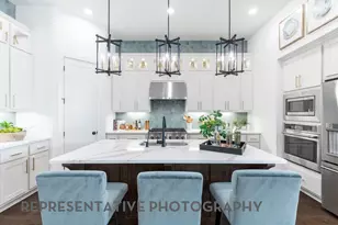 1700 Crimson Sunset Dr, Georgetown, TX 78628 - Photo 2