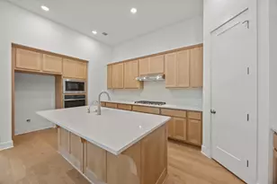 1700 Crimson Sunset Dr, Georgetown, TX 78628 - Photo 1