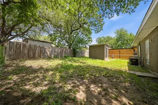 5435 Painted Horse St, San Antonio, TX 78242 - Photo 16
