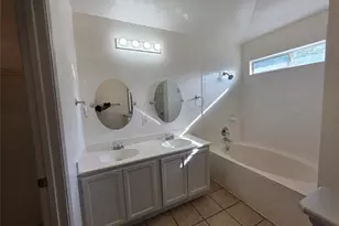 319 Riverwalk Dr, Hutto, TX 78634 - Photo 26