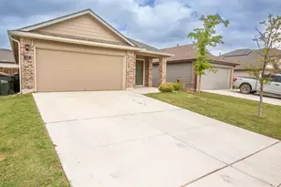 115 Snapdragon Ln, San Marcos, TX 78666 - Photo 2