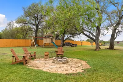 744 W Bartlett Drive, Buda, TX 78610 - Photo 32
