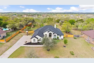 744 W Bartlett Drive, Buda, TX 78610 - Photo 2