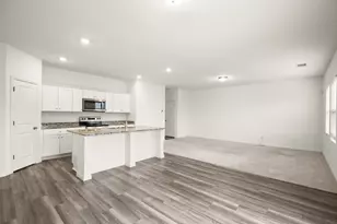 109 Gray Fox Loop, Hutto, TX 78634 - Photo 6