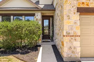 6916 Barstow Ct, Austin, TX 78749 - Photo 4