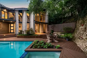2703 Maria Anna Rd, Austin, TX 78703 - Photo 2