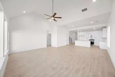 112 Divisadero Drive, Hutto, TX 78634 - Photo 10