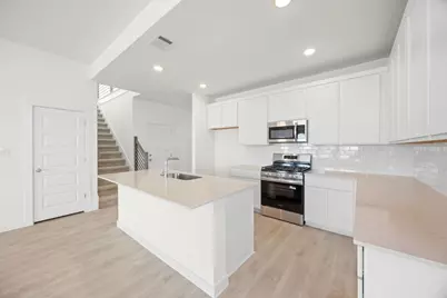 112 Divisadero Drive, Hutto, TX 78634 - Photo 14