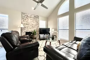 2902 Cole St, Austin, TX 78705 - Photo 2