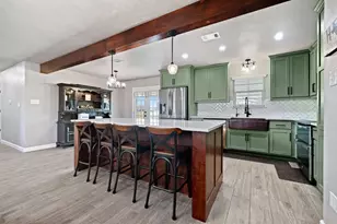 301 N 8th St, Jarrell, TX 76537 - Photo 10