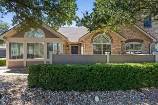 30 Wildwood Dr, Georgetown, TX 78633 - Photo 1