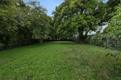 1140 & 1138 1/4 Gunter Street, Austin, TX 78702 - Photo 10