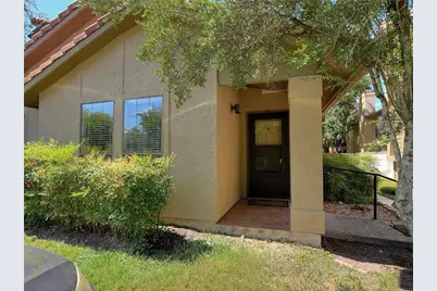 1202 Thorpe Lane #305, San Marcos, TX 78666 - Photo 2