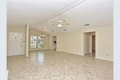 1202 Thorpe Lane #305, San Marcos, TX 78666 - Photo 6