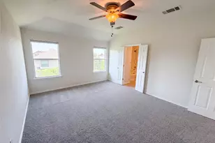 206 Almquist St, Hutto, TX 78634 - Photo 4