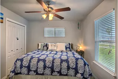 1809 Fishermans Cove Road, Port Aransas, TX 78373 - Photo 10