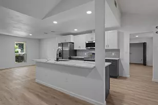 1700 Deep Wood Dr, Round Rock, TX 78681 - Photo 10