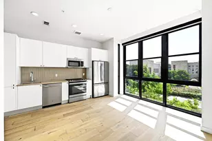 800 Embassy Dr, Austin, TX 78702 - Photo 6