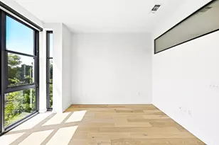 800 Embassy Dr, Austin, TX 78702 - Photo 8