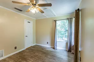 2520 Bitter Creek Dr, Austin, TX 78744 - Photo 8