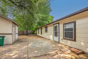 2520 Bitter Creek Dr, Austin, TX 78744 - Photo 22