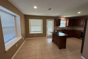 904 Gentry Dr, Leander, TX 78641 - Photo 4