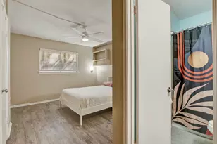 803 W 28th St, Austin, TX 78705 - Photo 10
