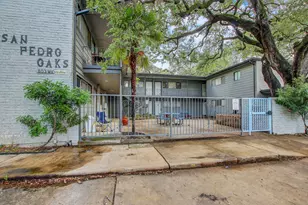 803 W 28th St, Austin, TX 78705 - Photo 12