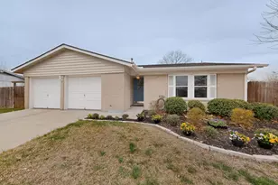 1306 Lawnmont Dr, Round Rock, TX 78664 - Photo 2