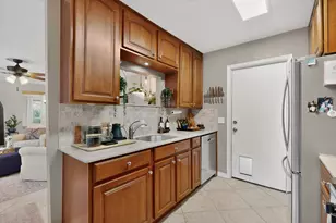 1306 Lawnmont Dr, Round Rock, TX 78664 - Photo 8