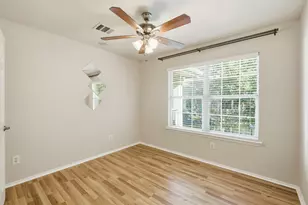 1900 Scofield Ridge Pkwy, Austin, TX 78727 - Photo 20