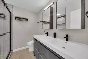 4711 Spicewood Springs Rd, Austin, TX 78759 - Photo 14