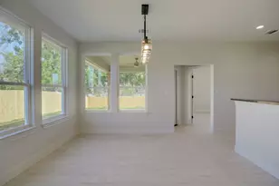 117 Callie St, Smithville, TX 78957 - Photo 16