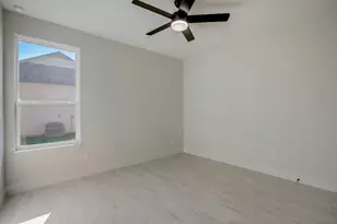 117 Callie St, Smithville, TX 78957 - Photo 34