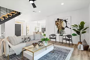 310 Saddle Blanket Dr, Dripping Springs, TX 78620 - Photo 4