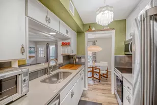 6718 Silvermine Dr, Austin, TX 78736 - Photo 10