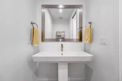 501 West Avenue #1005, Austin, TX 78701 - Photo 20