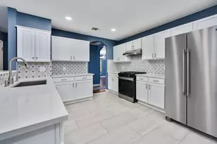 207 Presidio Dr, Leander, TX 78641 - Photo 1