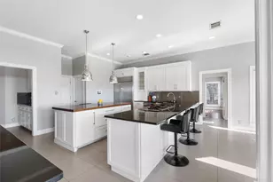 9009 Bell Mountain Dr, Austin, TX 78730 - Photo 8