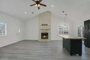 6 Happy Hollow Ct, Wimberley, TX 78676 - Photo 2