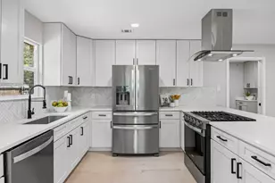 2007 Matthews Ln, Austin, TX 78745 - Photo 14