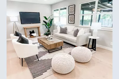 2007 Matthews Lane, Austin, TX 78745 - Photo 10