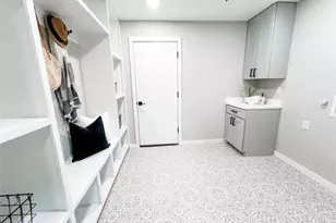 2007 Matthews Ln, Austin, TX 78745 - Photo 16