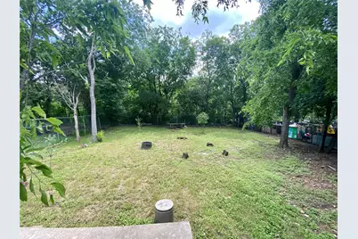 5710 Lark Creek Drive, Austin, TX 78744 - Photo 18