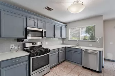 8001 Brienne Drive, Round Rock, TX 78681 - Photo 10