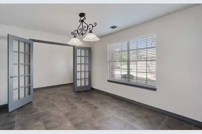 8001 Brienne Drive, Round Rock, TX 78681 - Photo 16