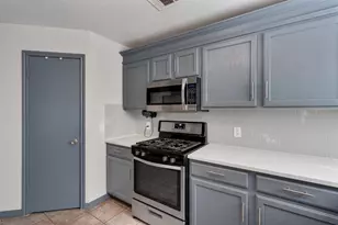 8001 Brienne Dr, Round Rock, TX 78681 - Photo 12
